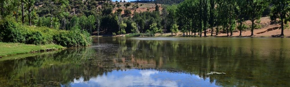 Ouiouane Lake Middle atlas Trekking